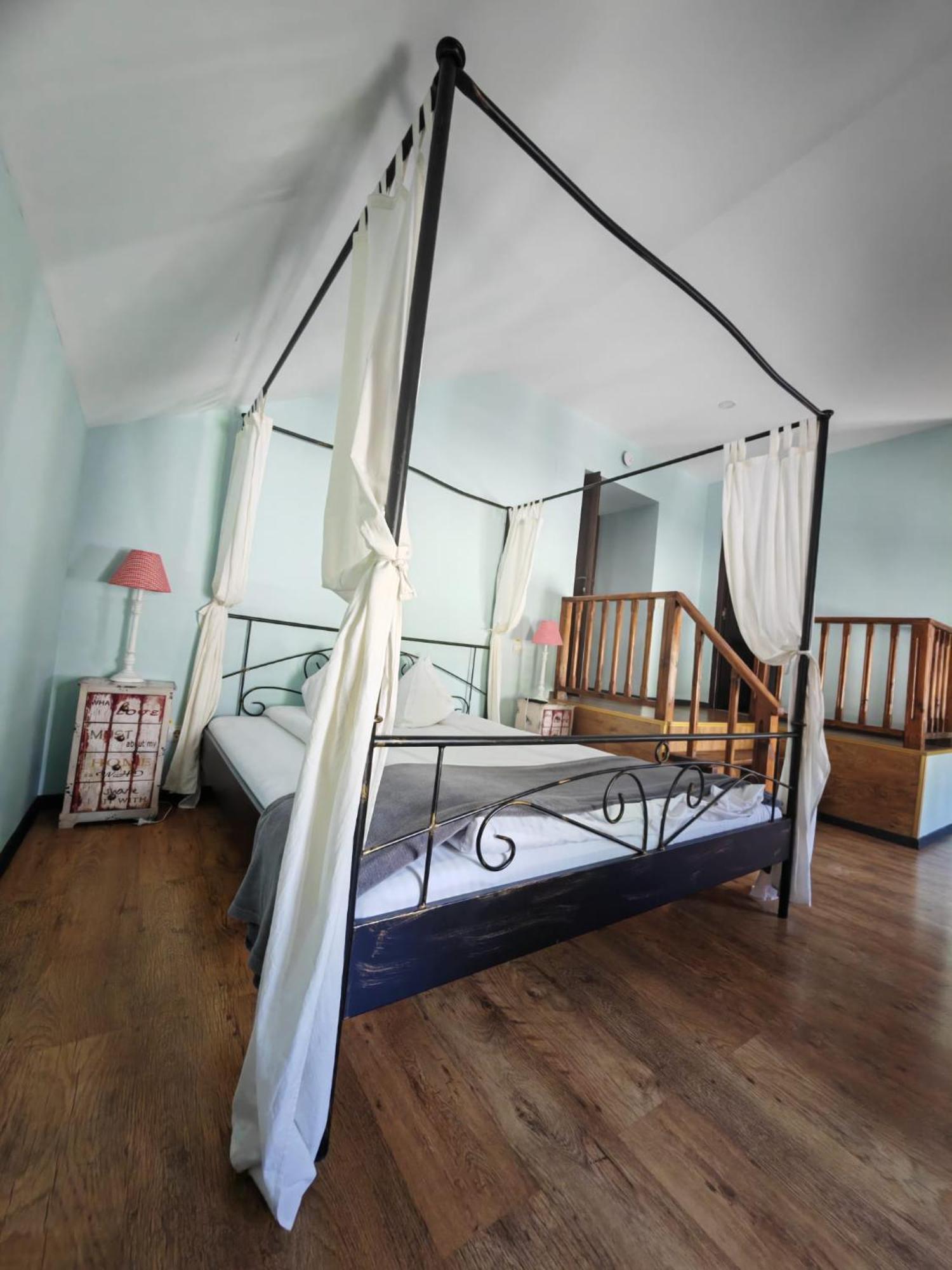 Castelul Stirbey Hotel ซินายา ภายนอก รูปภาพ