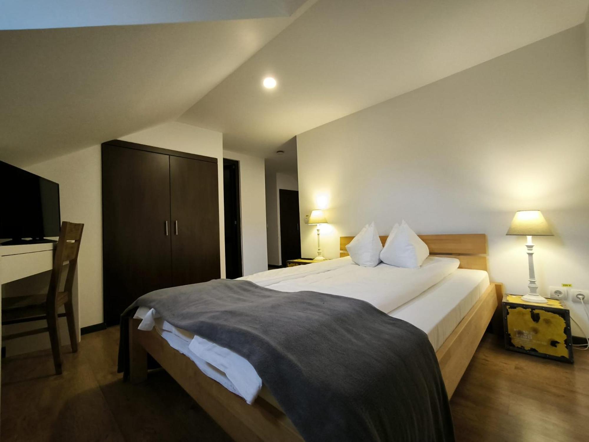 Castelul Stirbey Hotel ซินายา ภายนอก รูปภาพ